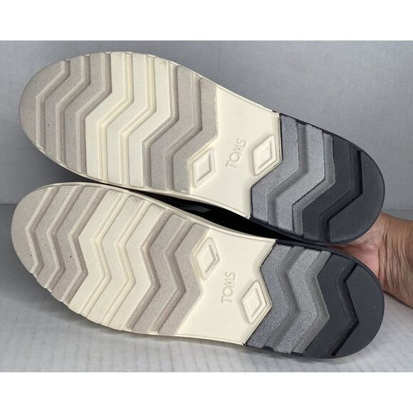 Toms Women's 10B Botas lug black utility twill sneaker - NWOT - Picture 5 of 5